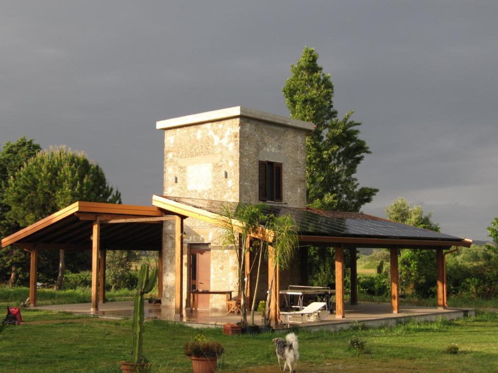 Agriturismo Torre Del Golfo Cropani Buitenkant foto