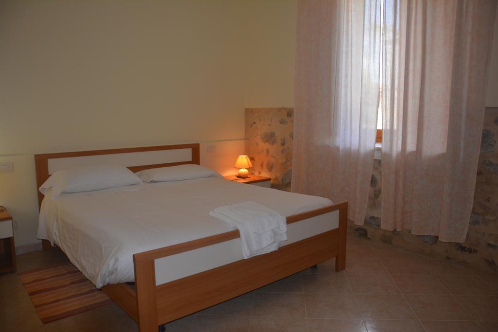 Agriturismo Torre Del Golfo Cropani Buitenkant foto